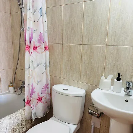 Apartman Little Eden Péjia